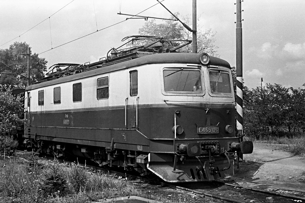 E469.125