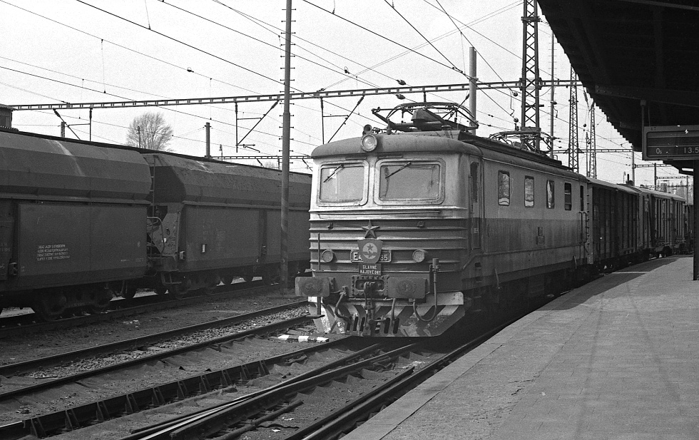 E469.1085