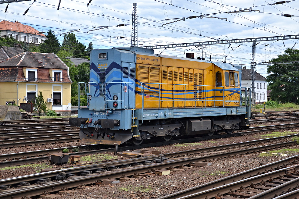 740 739-8