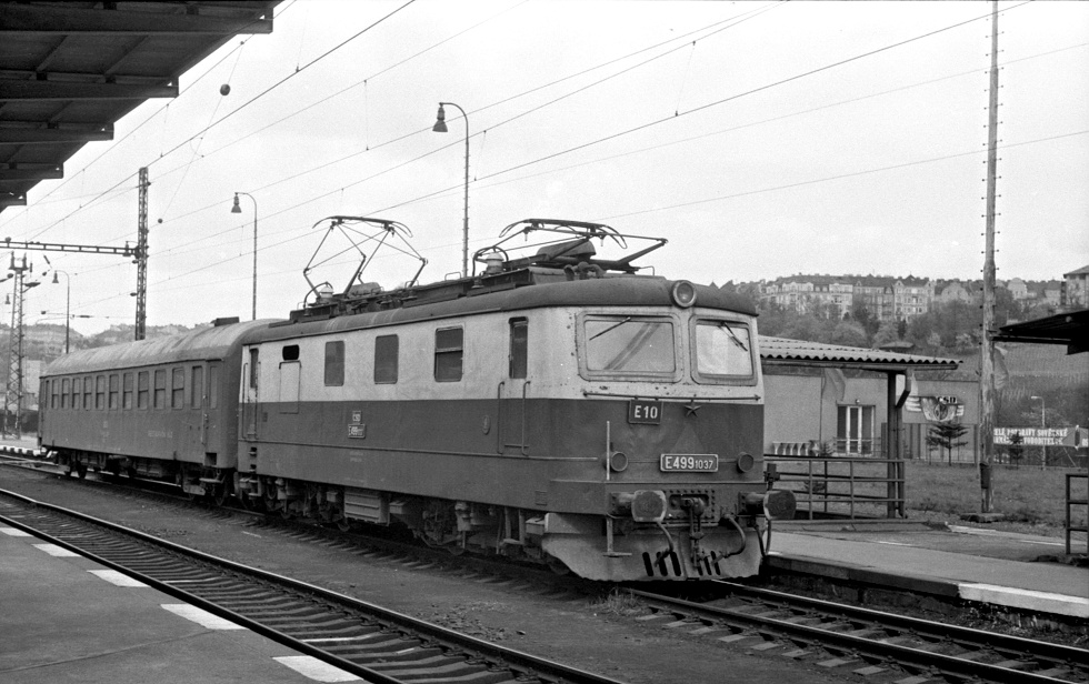E499.1037
