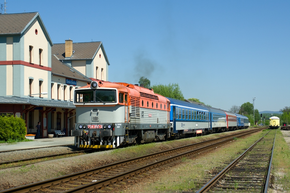 754 050-3