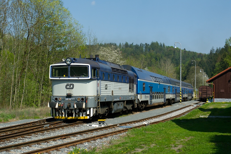 754 051-1