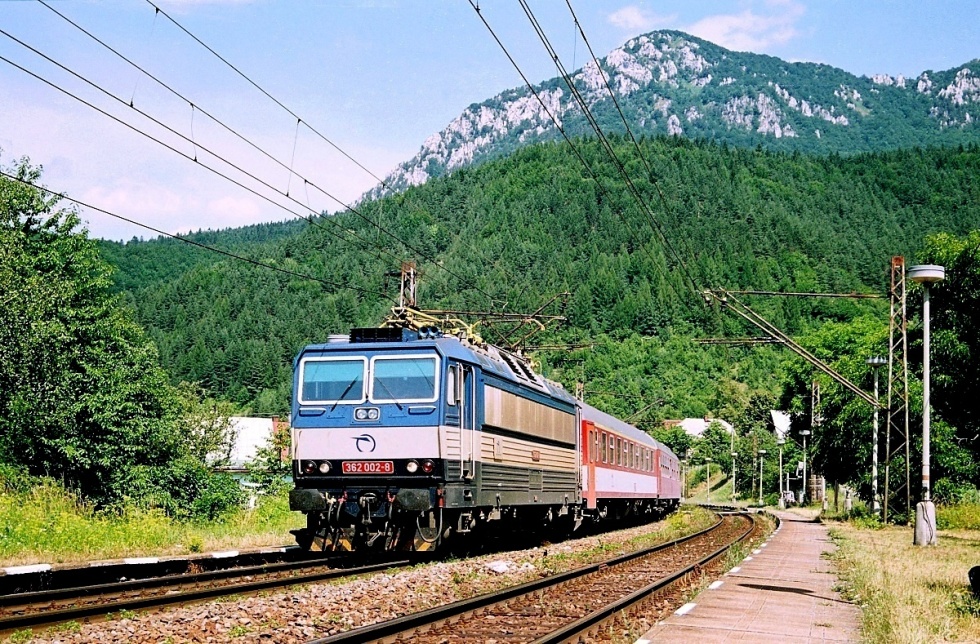 362 002-8