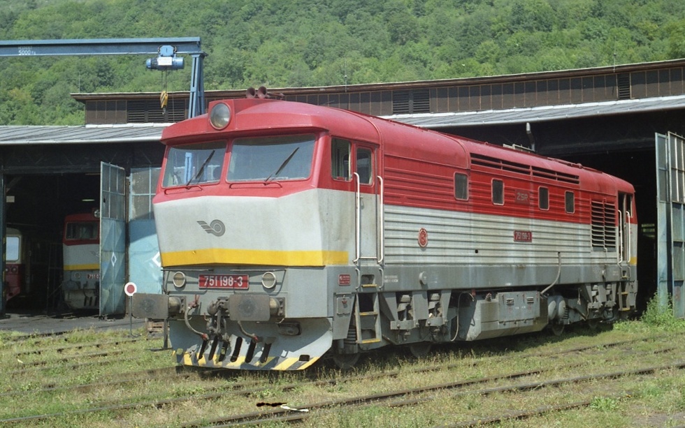 751 198-3