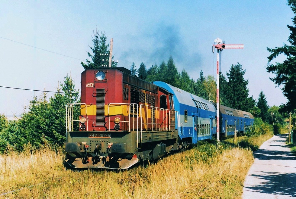 742 382-5