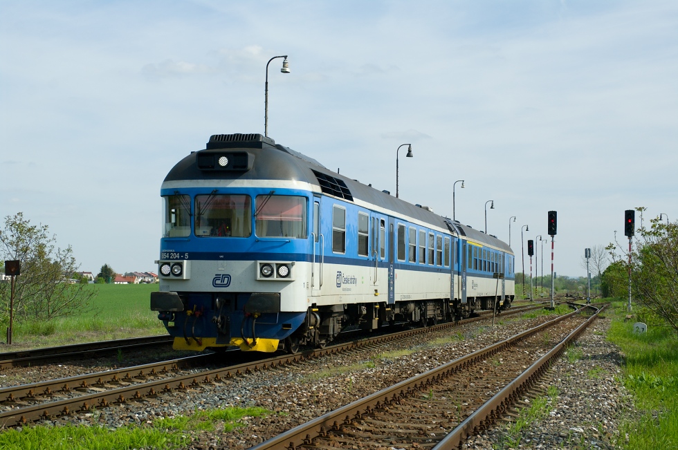 854 204-5