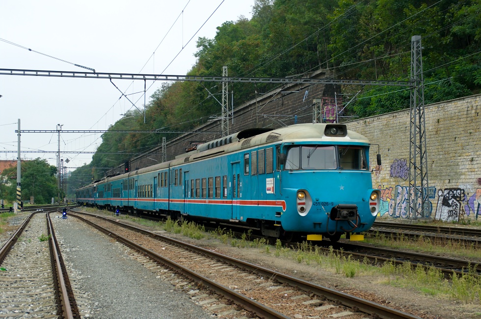 451 026-9