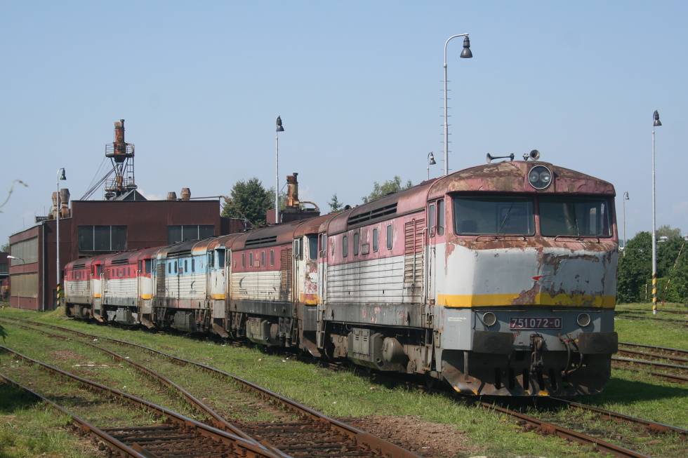 751 072-0