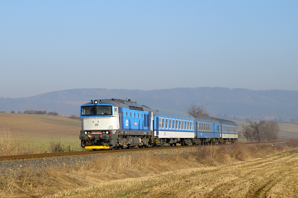750 703-1