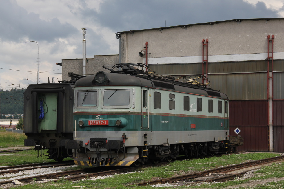 183 037-1