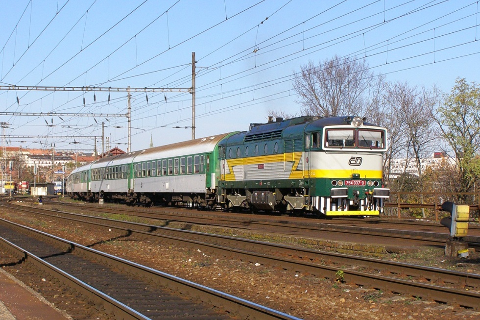754 037-0