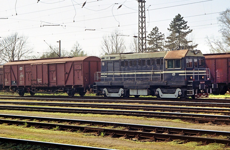720 016-5