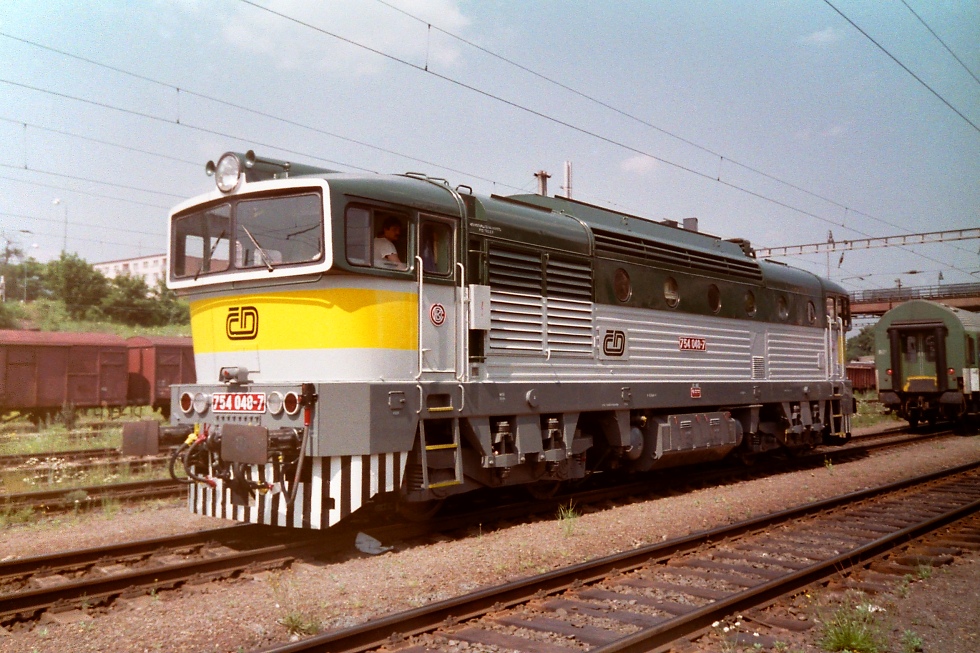754 048-7