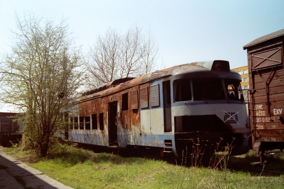 451 055-8