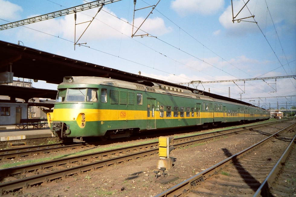 451 058-2
