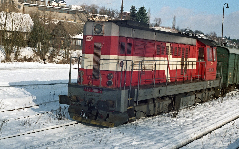 742 300-7