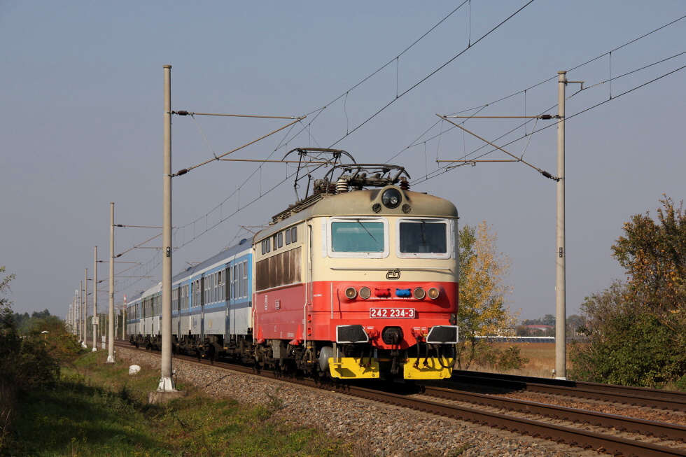 242 234-3