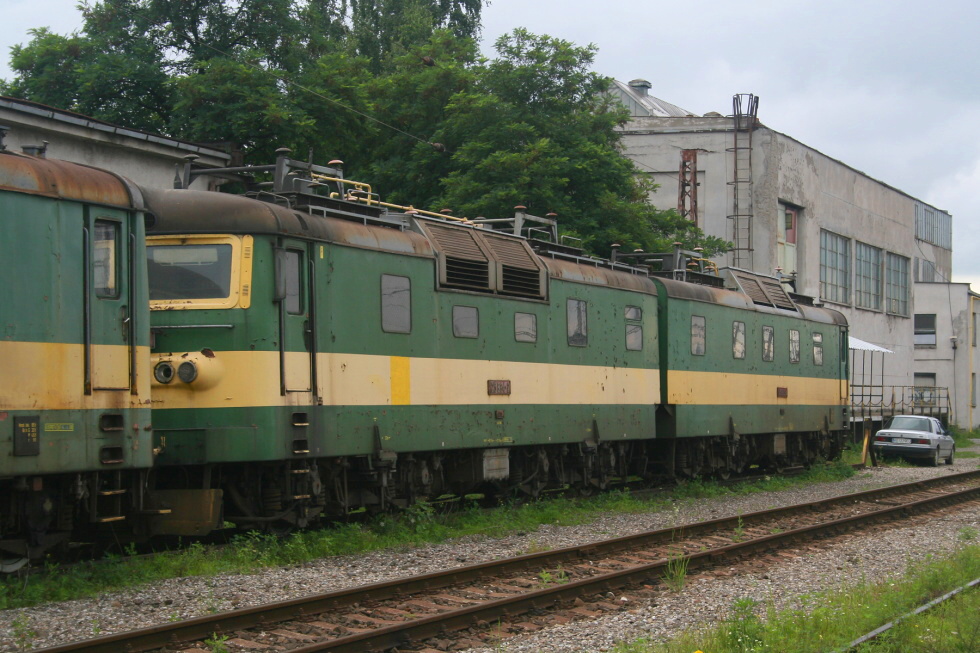 125 834-2
