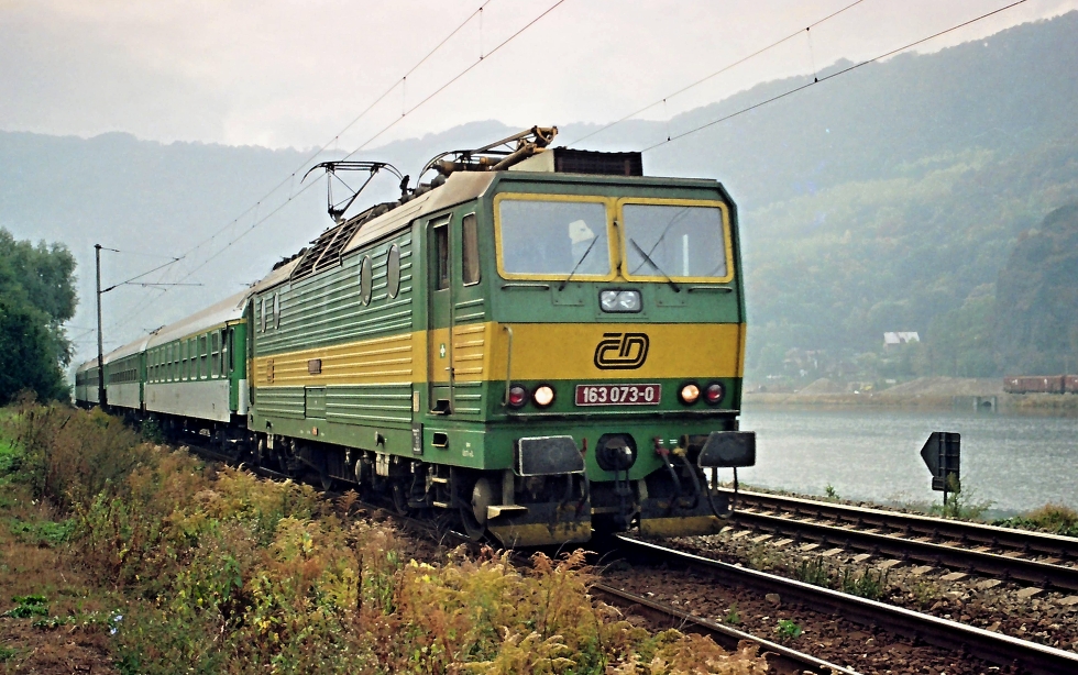 163 073-0