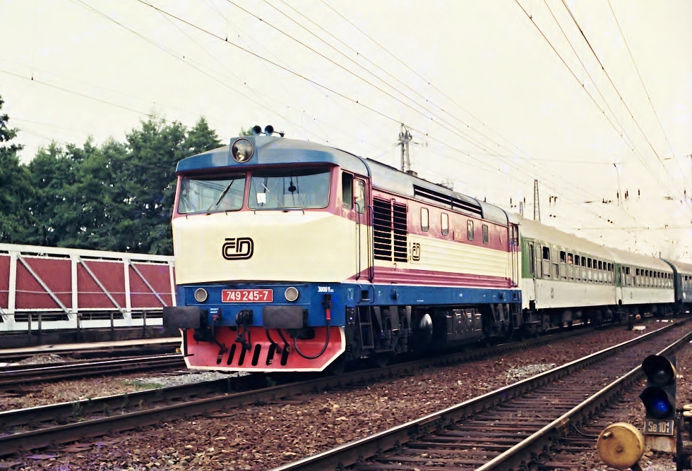 749 245-7