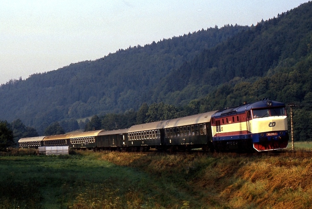 749 245-7