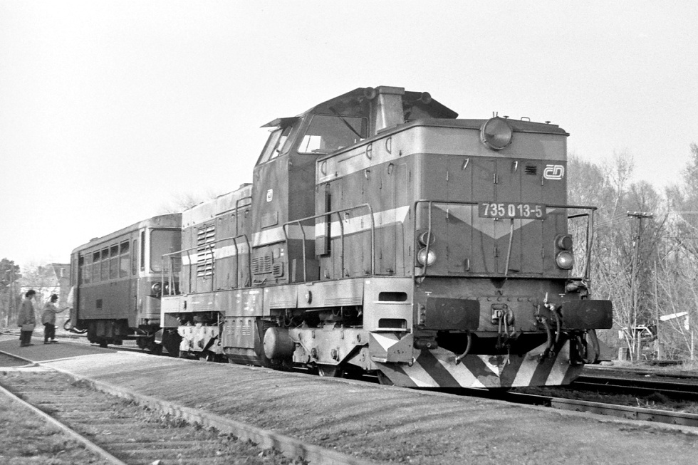 735 013-5