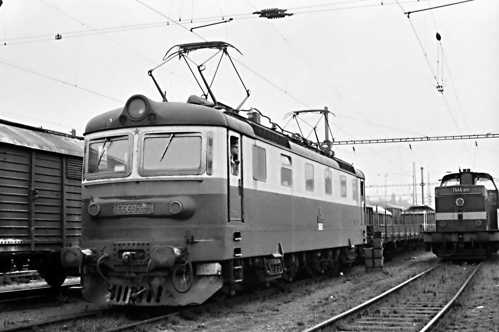 E669.3023