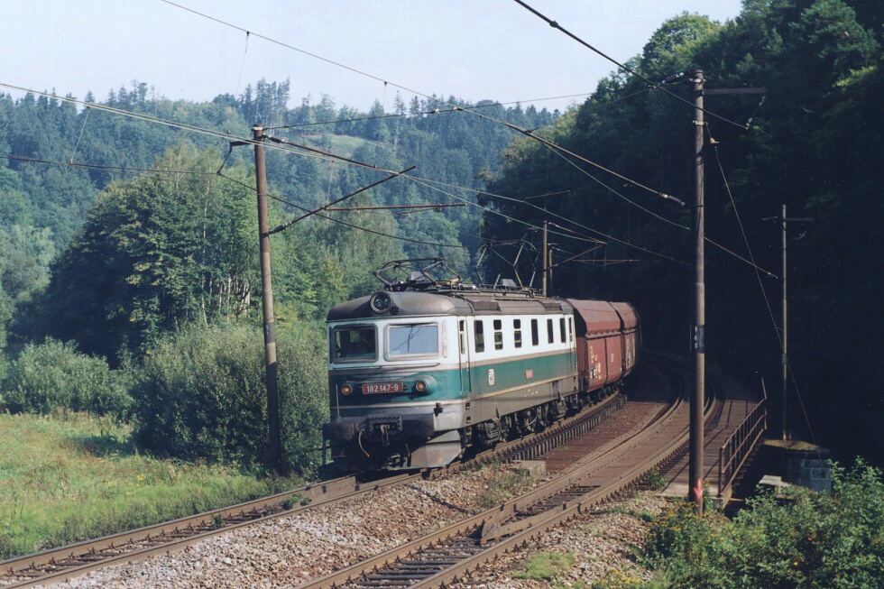 182 147-9