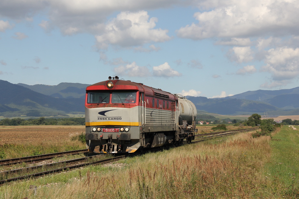 751 035-7