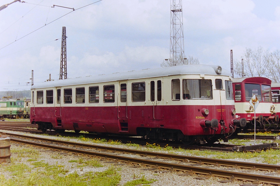 820 089-1