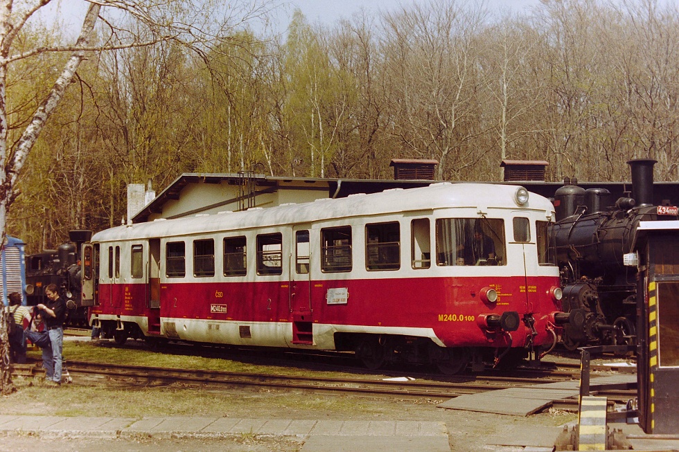 820 100-6