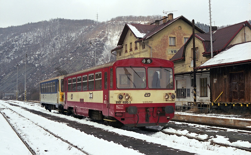 810 486-1