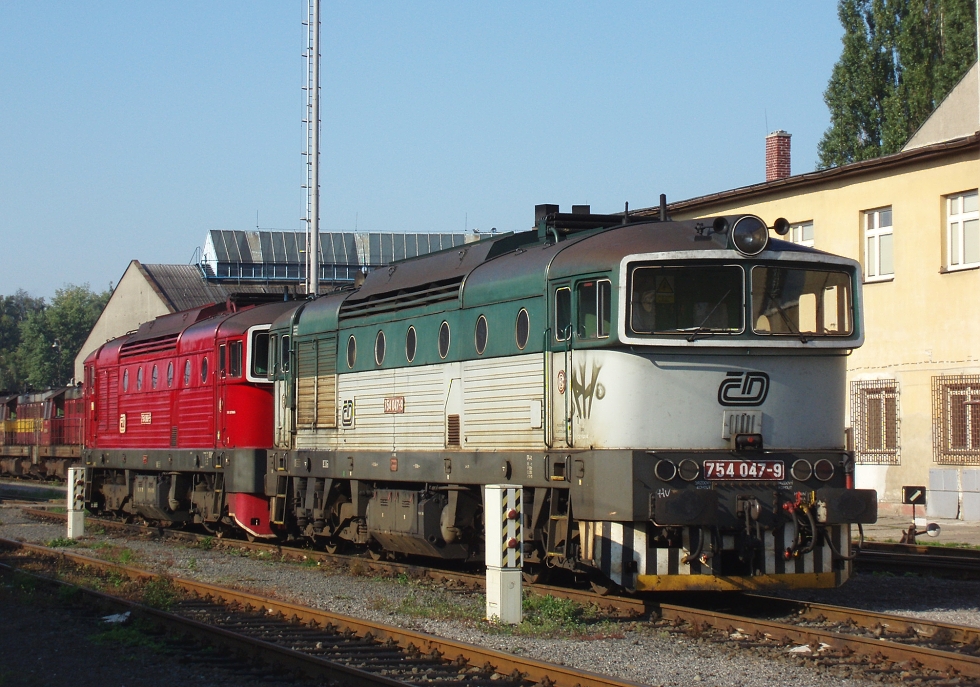 754 047-9