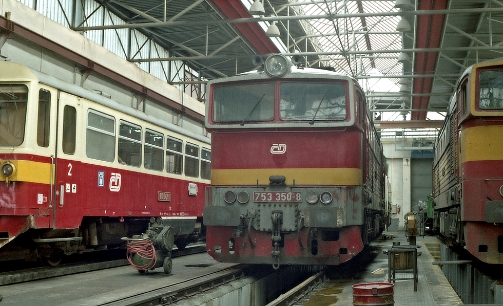 753 350-8