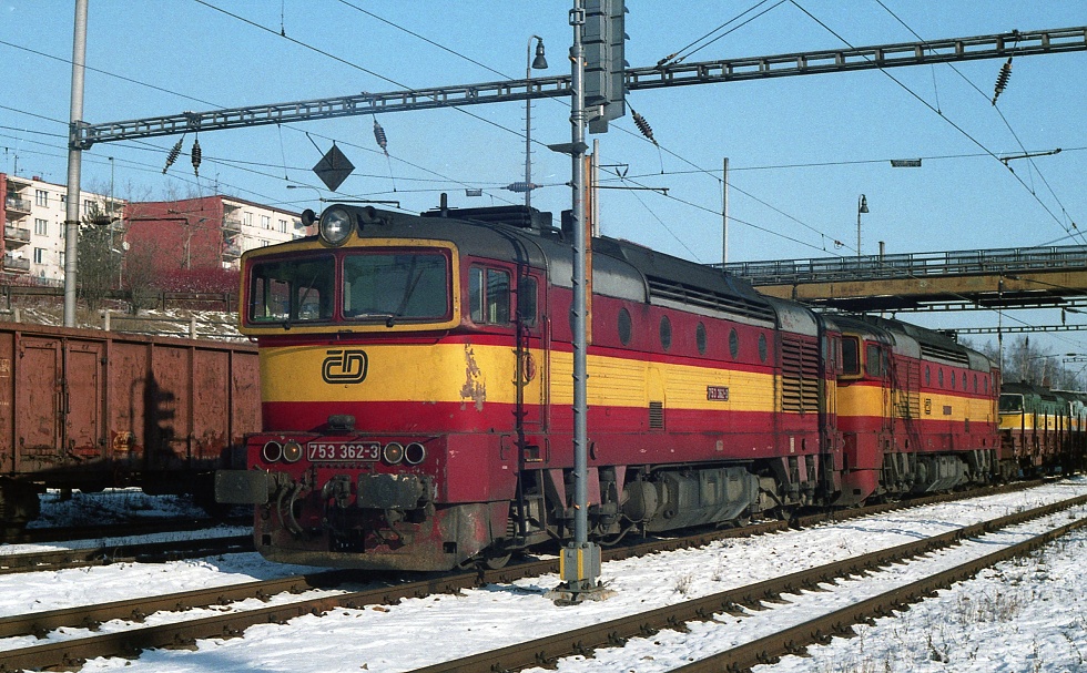 753 362-3