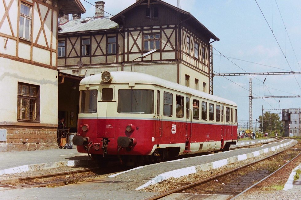 820 046-1