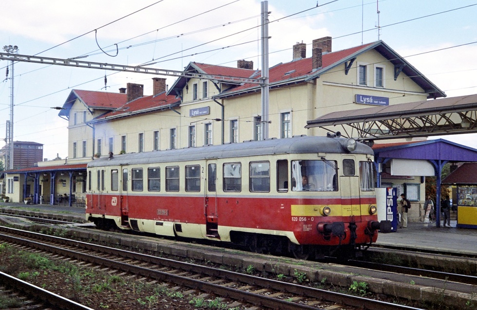 820 056-0