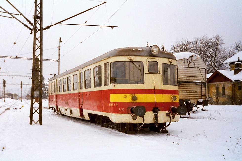820 100-6