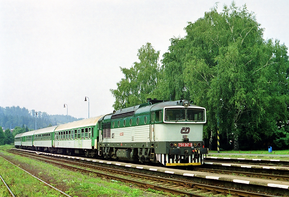 754 047-9