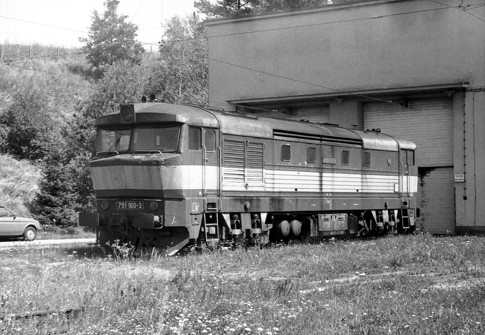 751 160-3
