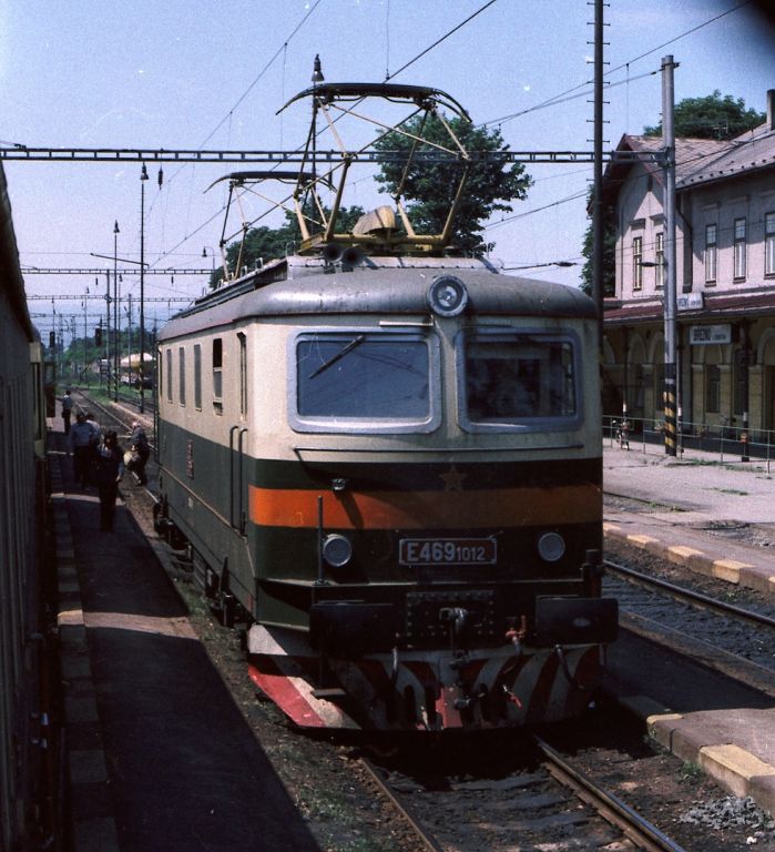 E469.1012