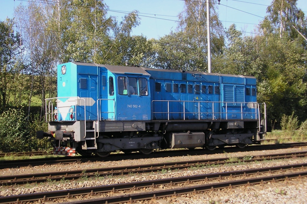 740 562-4