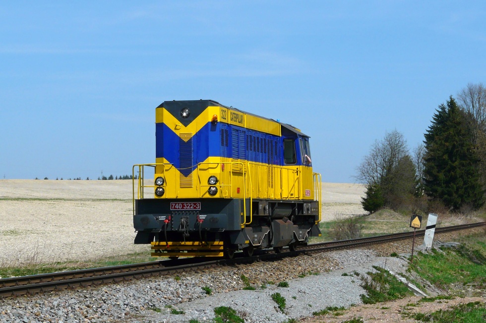 740 322-3