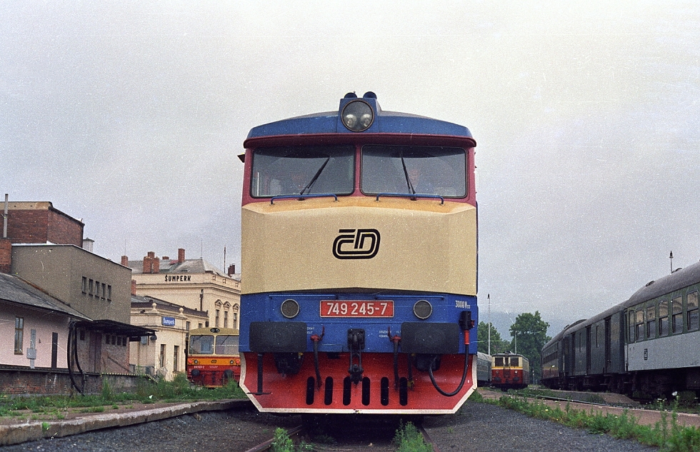 749 245-7