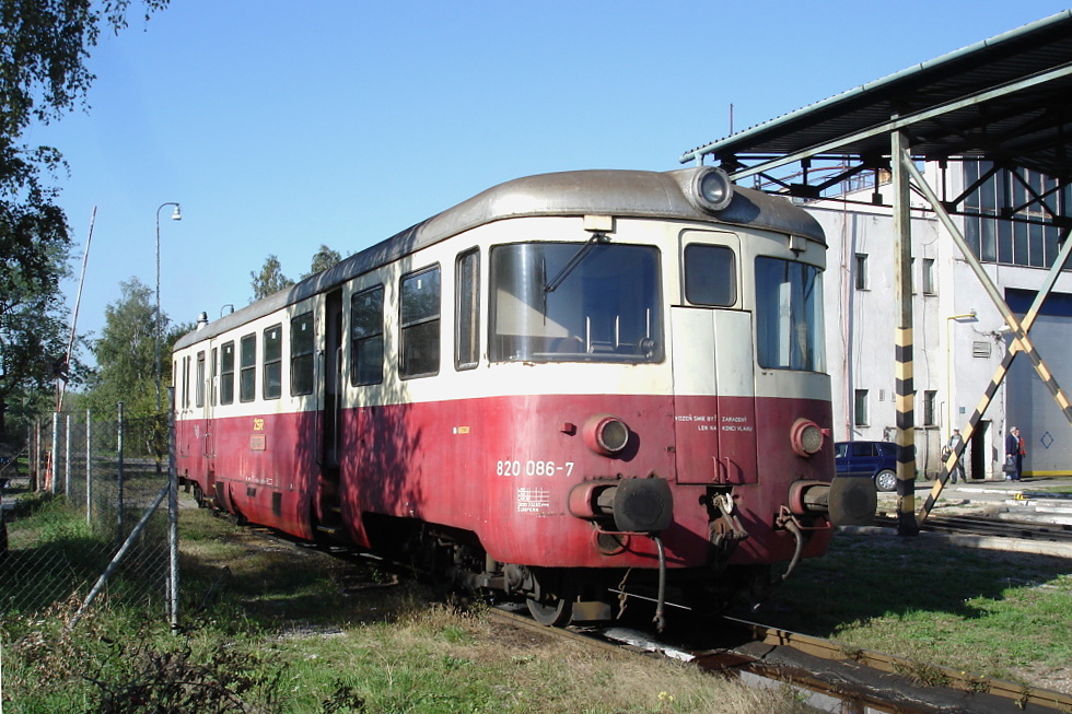 820 086-7