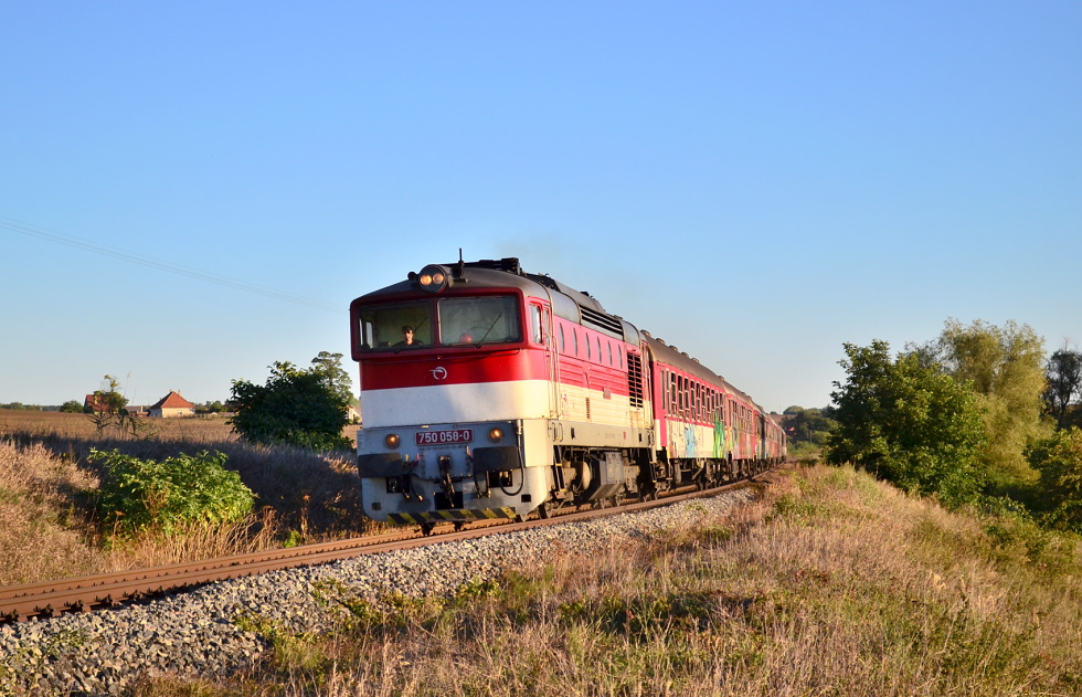 750 058-0