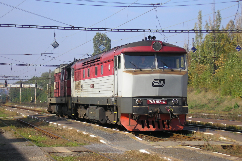 749 162-4