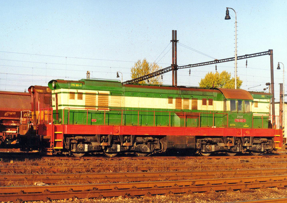 770 093-3
