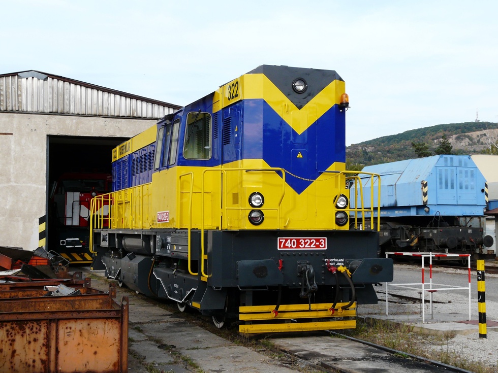 740 322-3