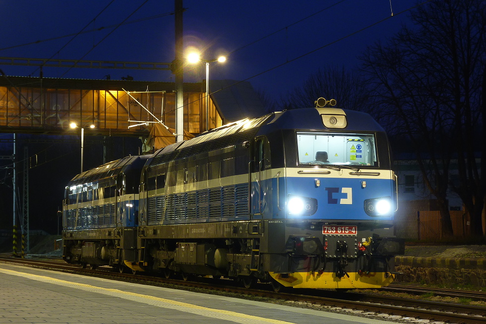 753 615-4